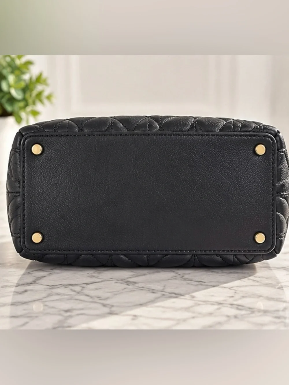 Kate Spade Briar Lane Quilted Willis Tote Bag in Black (Style Number: WKRU5763